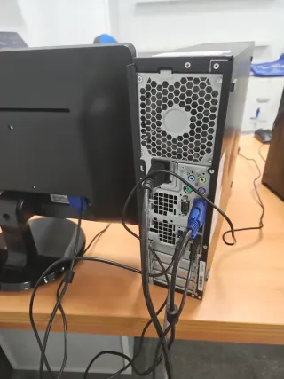 Ordenador HP i5 + Monitor + Teclado