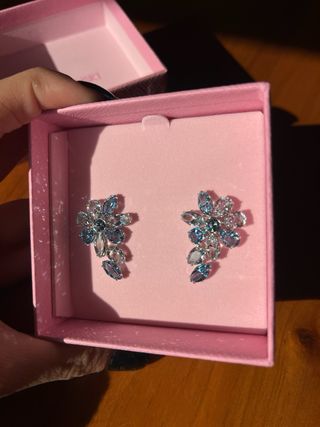 Pendientes Swarovski Azules y Plateados Nuevos