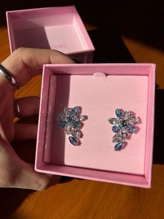Pendientes Swarovski Azules y Plateados Nuevos