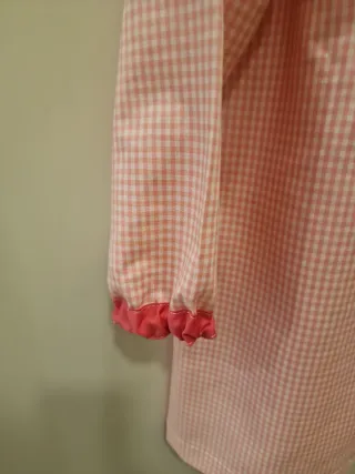 Bata infantil cuadros rosa