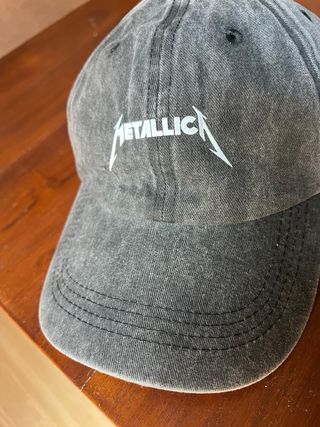 Gorra Metallica nueva con pua a elegir