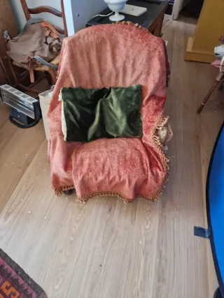 Butaca antigua para retapizar