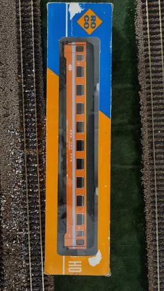 Carrozze Roco HO 4236D, 4236B, 4237B, 4283C