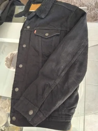 Cazadora Levis Negra Forrada Talla L