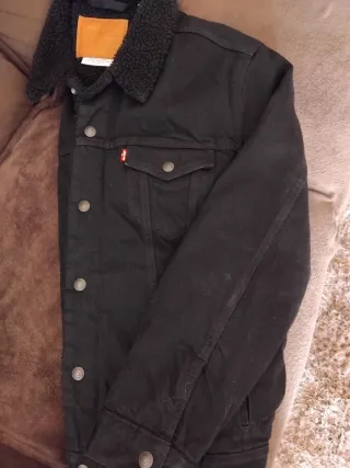 Cazadora Levis Negra Forrada Talla L