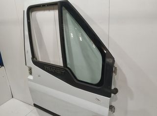 Puerta del der ford transit caja cerrada 06 539162