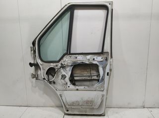 Puerta del der ford transit caja cerrada 06 539162