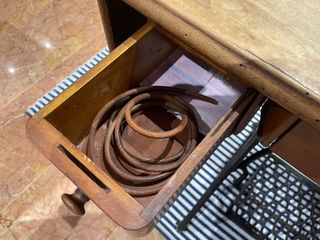 Máquina de coser Singer antigua