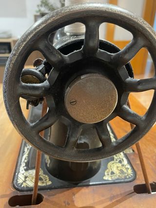 Máquina de coser Singer antigua