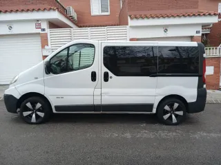 Renault Trafic 2011