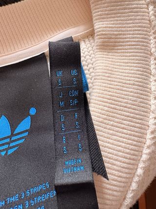 Camiseta Adidas Beige sin Mangas