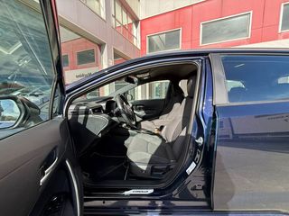 Toyota Corolla 1.8 125H BUSINESS E-CVT TOU SPORT