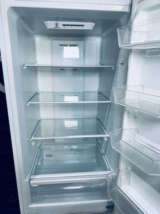 127.Frigorifico Combi No Frost 1,87x60  NEVIR