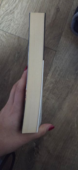 Giovani, carine e bugiarde