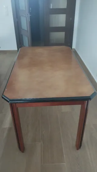 Mesa comedor y 6 sillas madera