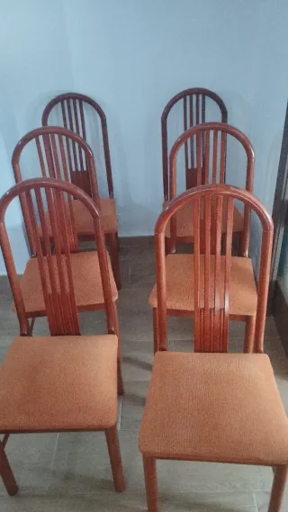 Mesa comedor y 6 sillas madera