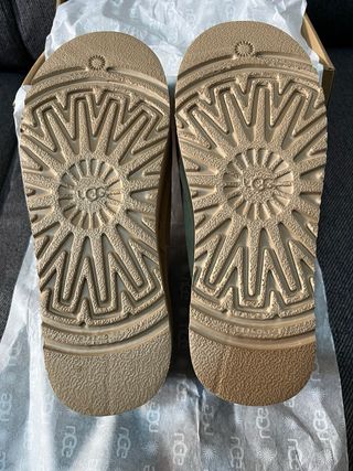 UGG Beige Zuecos Plataforma