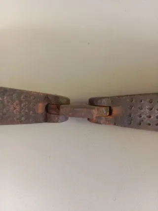 Antiguo Cascanueces de Metal