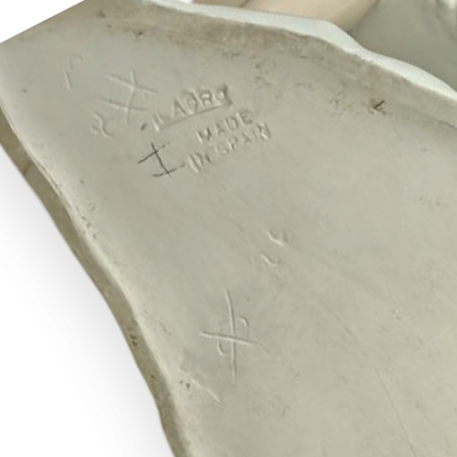 Lladró porcelana lámpara de mesa con chica tocando la mandolina