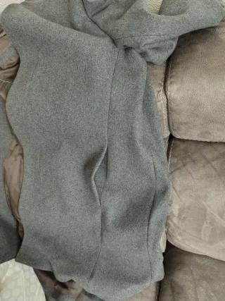 Abrigo gris entre talla M / L