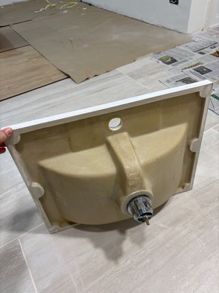 Lavabo de porcelana blanco