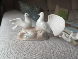 Colección de palomas de porcelana