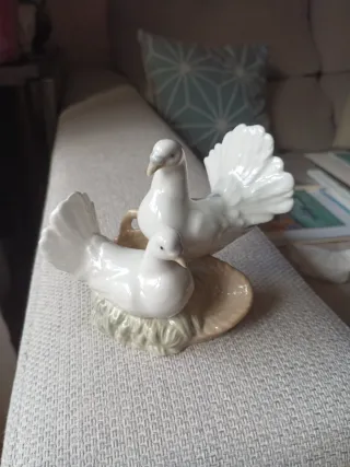 Colección de palomas de porcelana