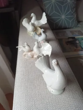Colección de palomas de porcelana
