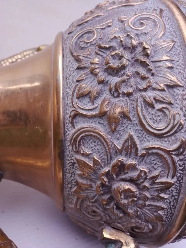 JARRON - BRONCE KOREANO - VINTAGE  - PATENTADO