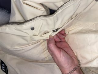 Abrigo Zara Blanco con Capucha y Pelo