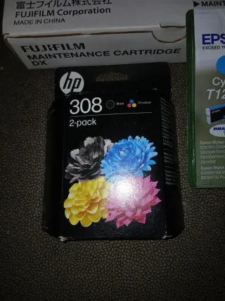 TÓNER FUJIFILM+2 PAQUETES DE TINTA IMPRESORA.