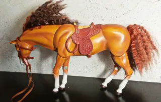 Cavallo Barbie Mattel 2004