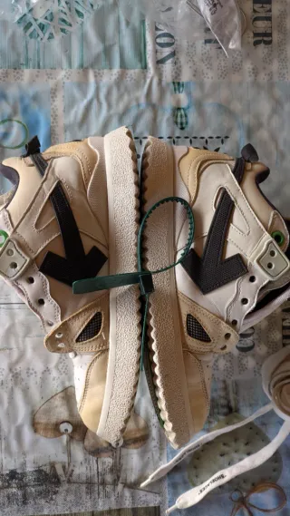 Sneakers Off-White Out of Office Full Suede