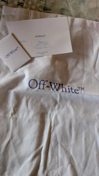 Sneakers Off-White Out of Office Full Suede