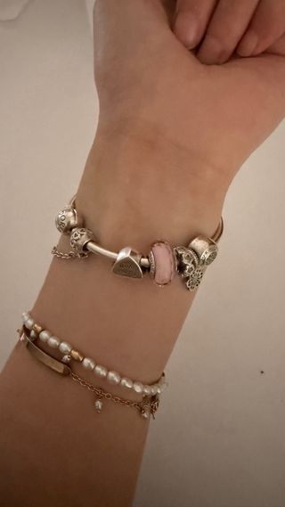 Pulsera Original Pandora Plata Ley S925 con charms