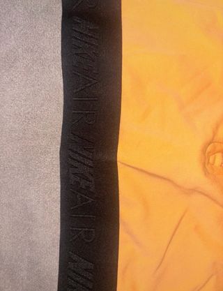 Top Nike Air Naranja Talla L