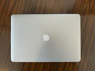MacBook Pro 15” Retina i7-16 GB RAM BATERÍA NUEVA