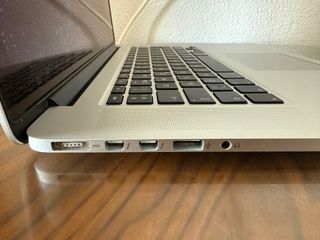 MacBook Pro 15” Retina i7-16 GB RAM BATERÍA NUEVA