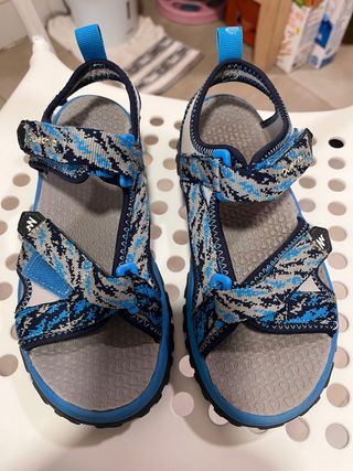 Sandalias montaña Quechua Talla 35