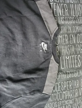 Sudadera Nike Air como nueva