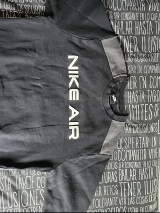 Sudadera Nike Air como nueva