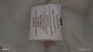 Traje de esquí rojo,talla 8. Da poca talla