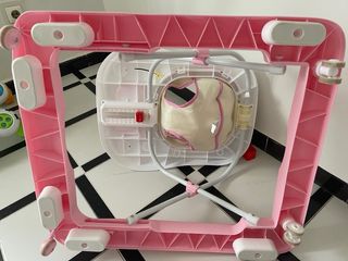 Andador bebé con actividades