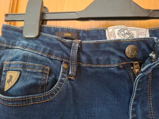 Pantalón vaquero azul
