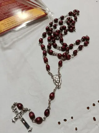 Set Rosario e Opuscolo Preghiamo il Santo Rosario