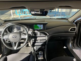 Infiniti QX30 - Mercedes GLA
