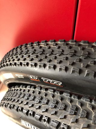 Cubiertas Maxxis Ikon y Ardent Race 29