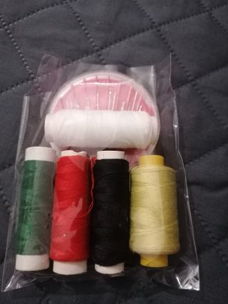 2 kits para costura y botones
