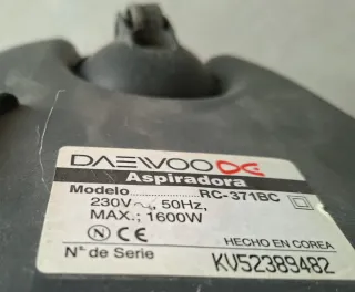 Aspiradora Daewoo compacta mod.RC-371BC – 1600W