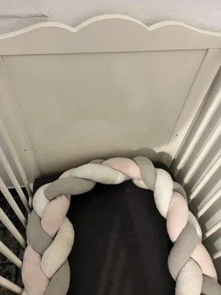 2 Cuna/cama infantil blanca